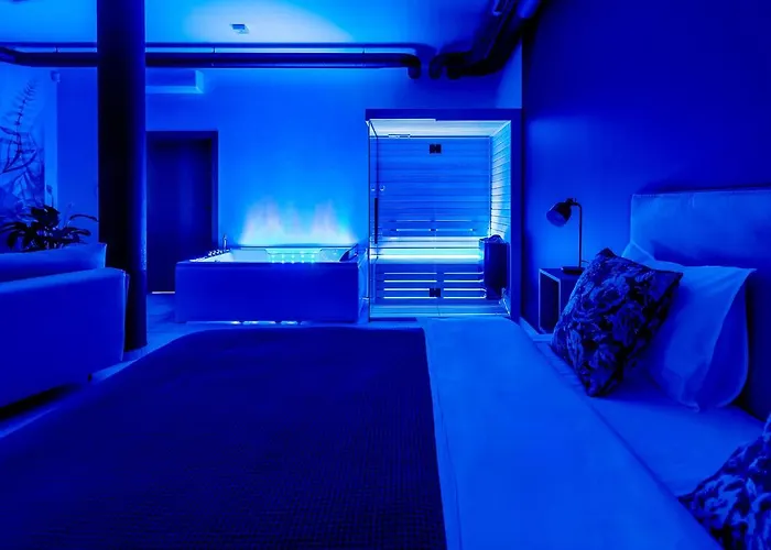 Warowna 2 Premium Spa Jacuzzi & Sauna