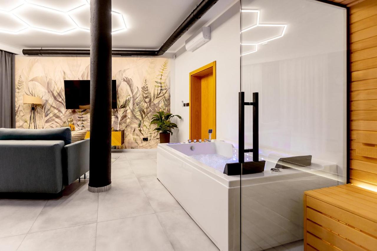 Apartment Warowna 2 Premium Jacuzzi & Sauna *